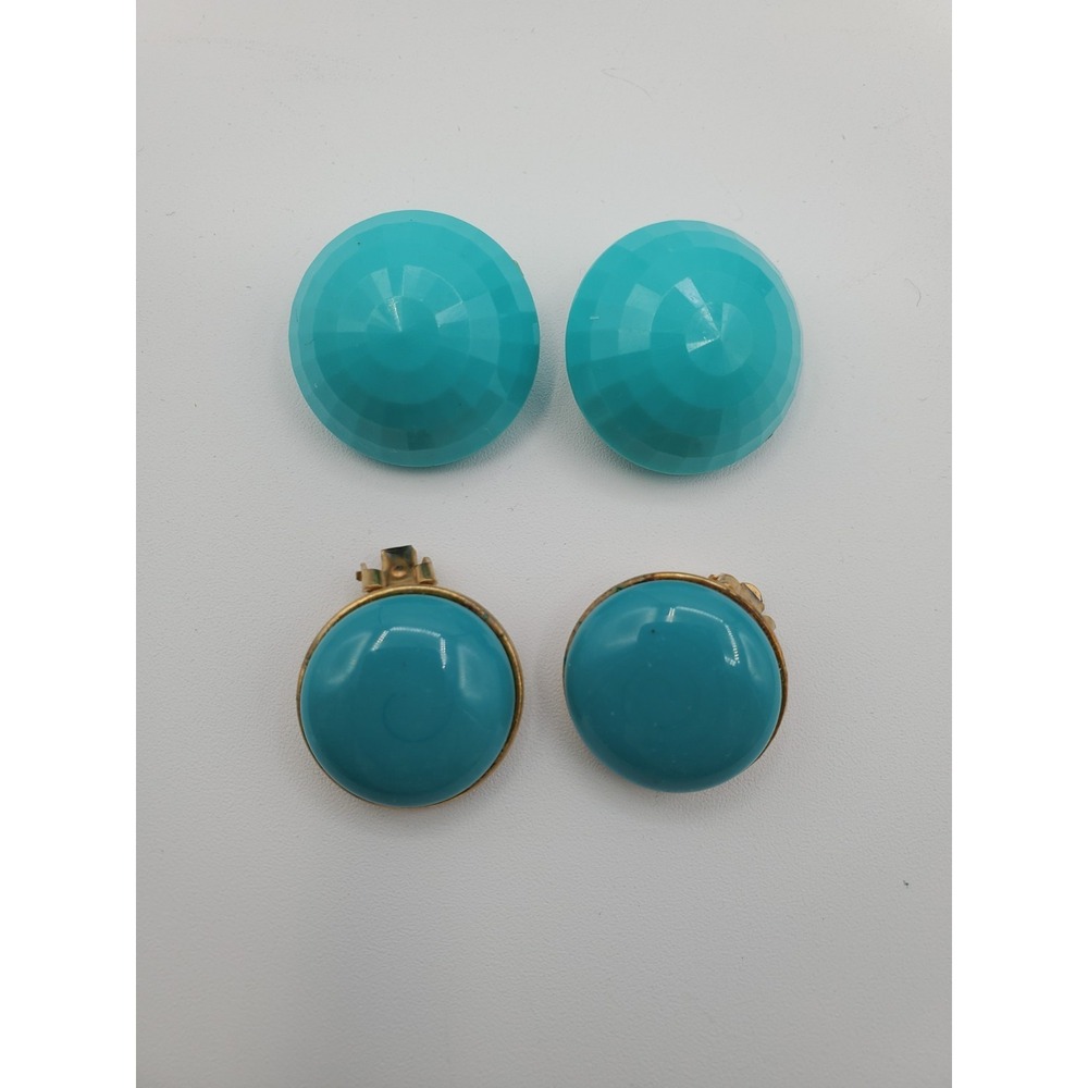 Vintage Lot 2 Pair Turquoise Colored Clip On Earrings